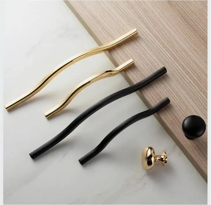Kitchen Design 25 cabinet door handles Minimalistic and Streamlined